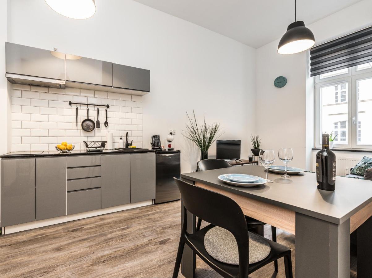 Apartament W Sercu Miasta Poznan Garbary 31 Exterior foto